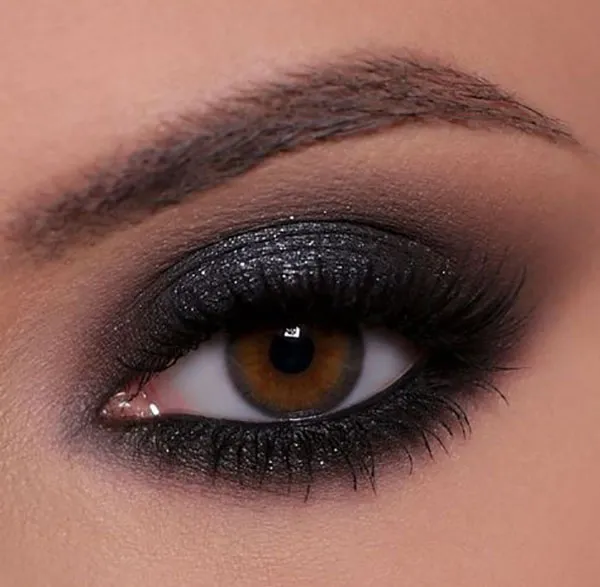 Dark eye makeup 23