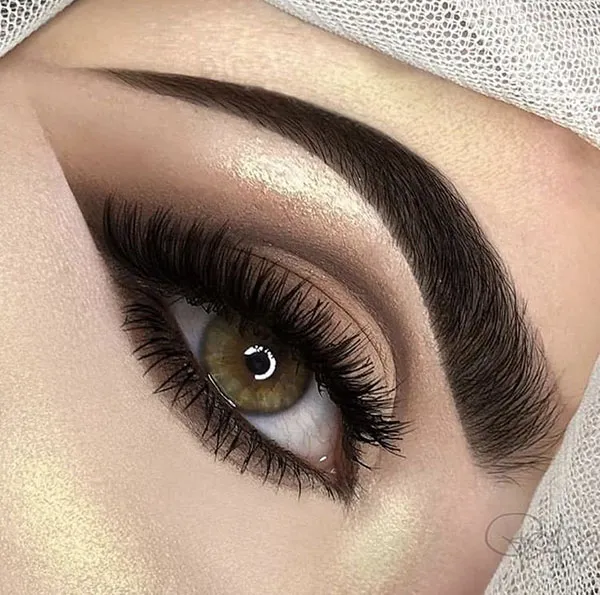 Dark eye makeup 24