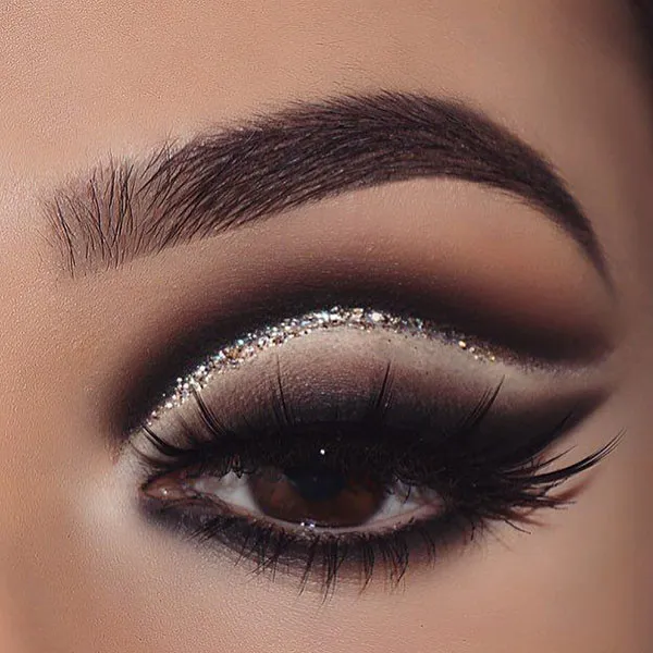 Dark eye makeup 28