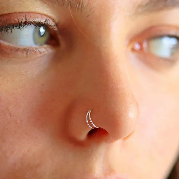Delicate piercing model 15