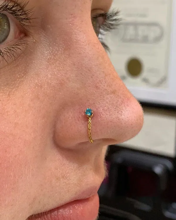 Delicate piercing model 29