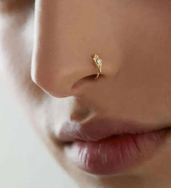 Delicate piercing model 7