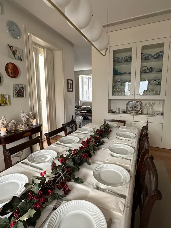 Dining table arrangement 12