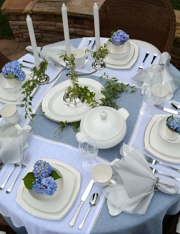 Dining table arrangement 4