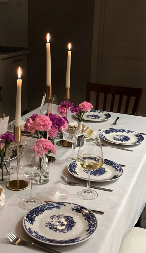 Dining table arrangement 5