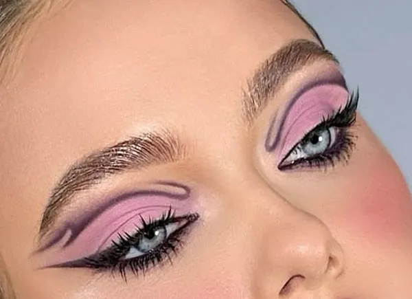 Doll eyeshadow 11