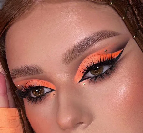 Doll eyeshadow 2
