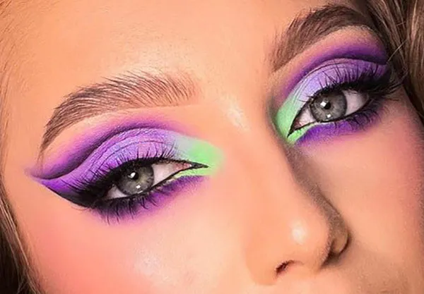Doll eyeshadow 33