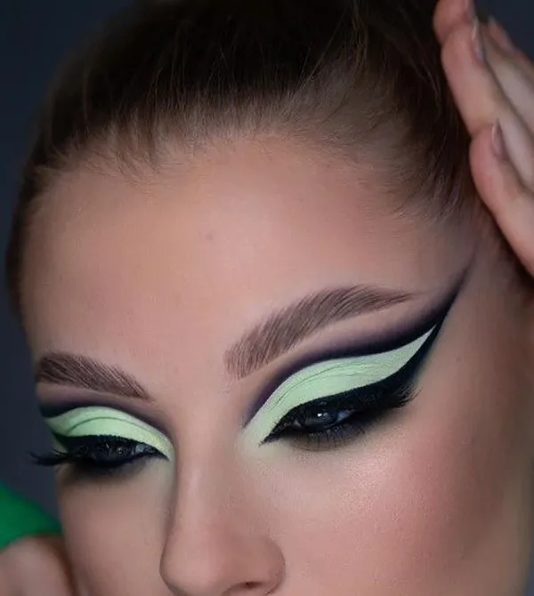 Doll eyeshadow 8