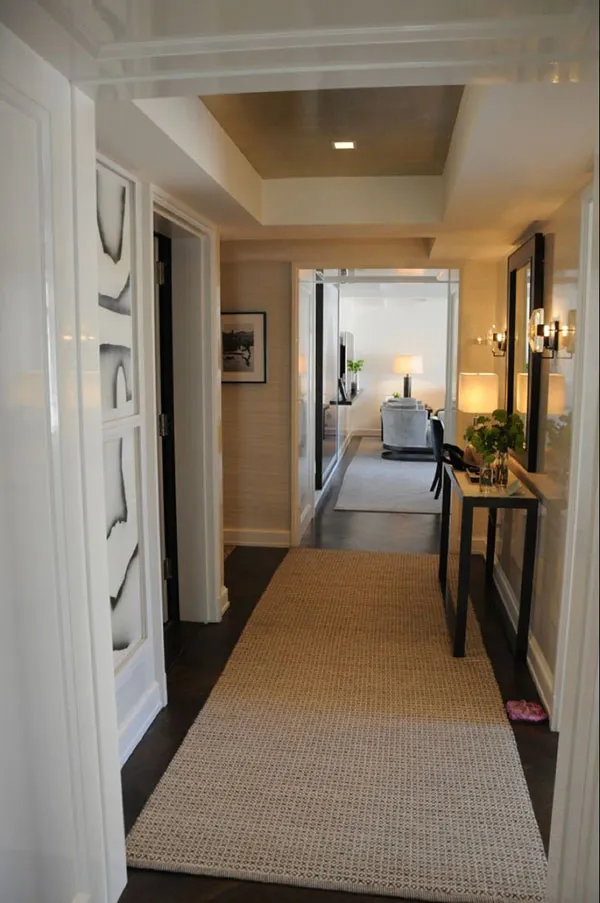 Entrance decoration 28