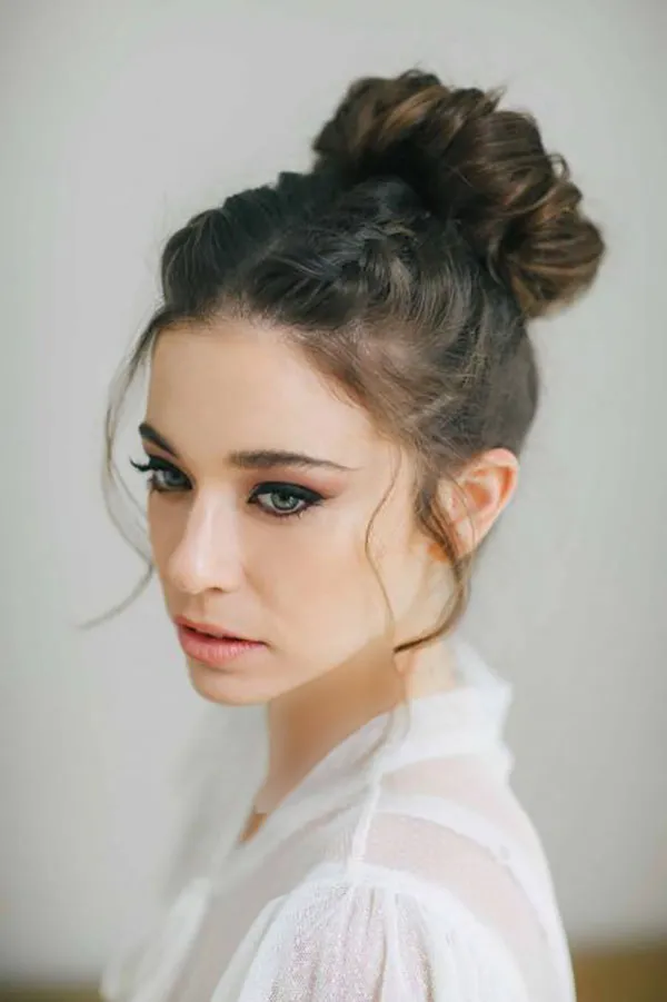 32 مدل مو گوجه ای اروپایی دخترانه؛ ساده ولی استایلدار! 18 European tomato hairstyle 19