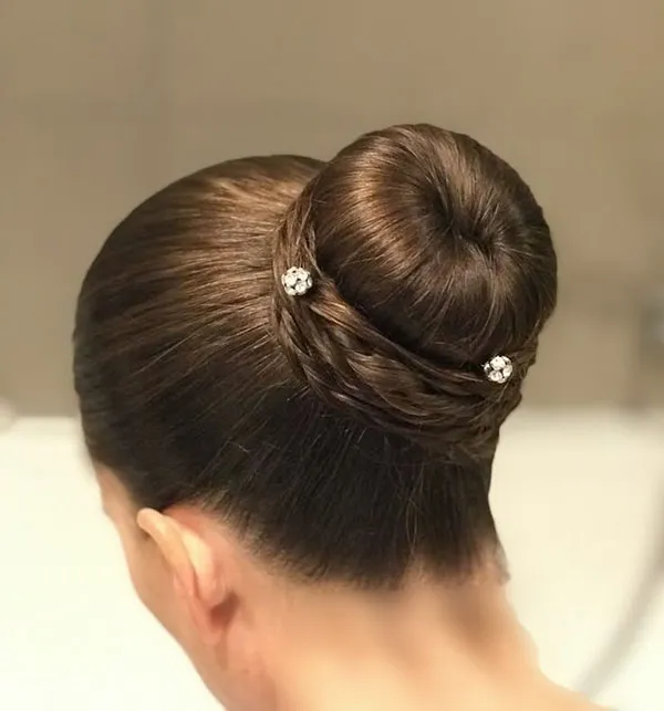 32 مدل مو گوجه ای اروپایی دخترانه؛ ساده ولی استایلدار! 7 European tomato hairstyle 5