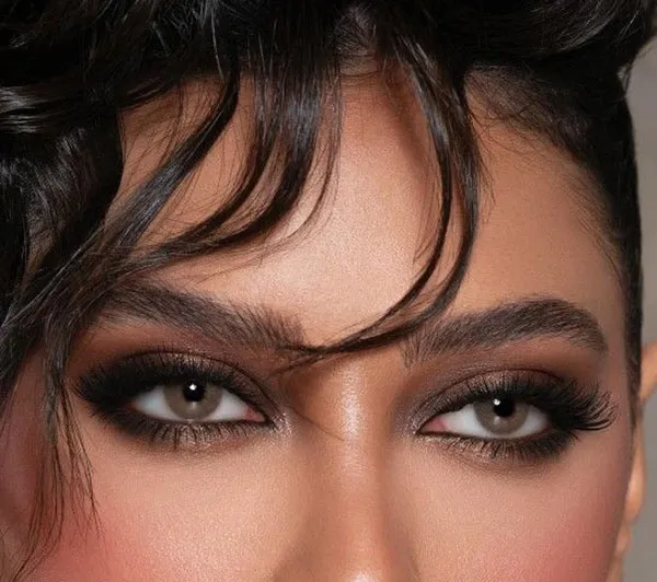 Eye makeup photo 11