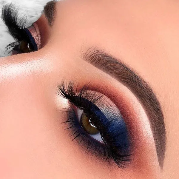 Eye makeup photo 12