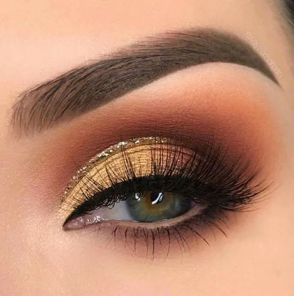 Eye makeup photo 22