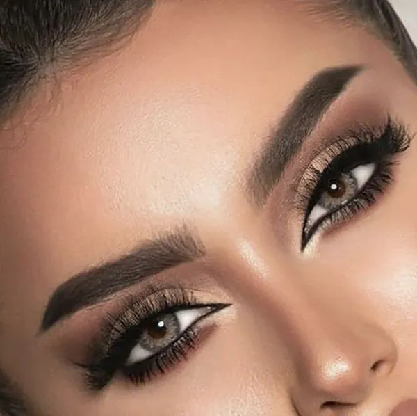 Eye makeup photo 23