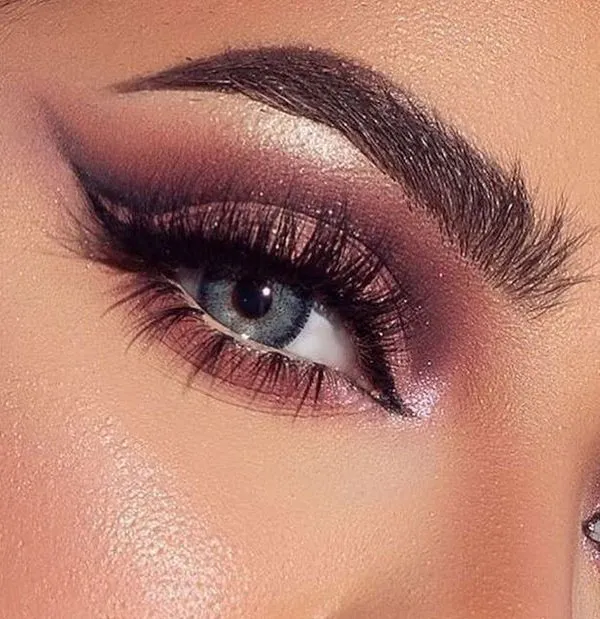 Eye makeup photo 28