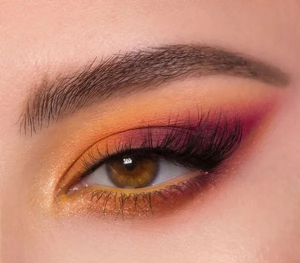 Eye makeup photo 30