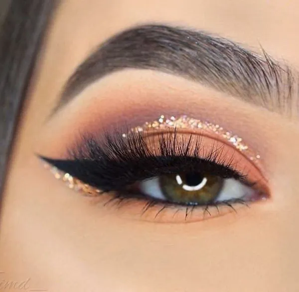 Eye makeup photo 31