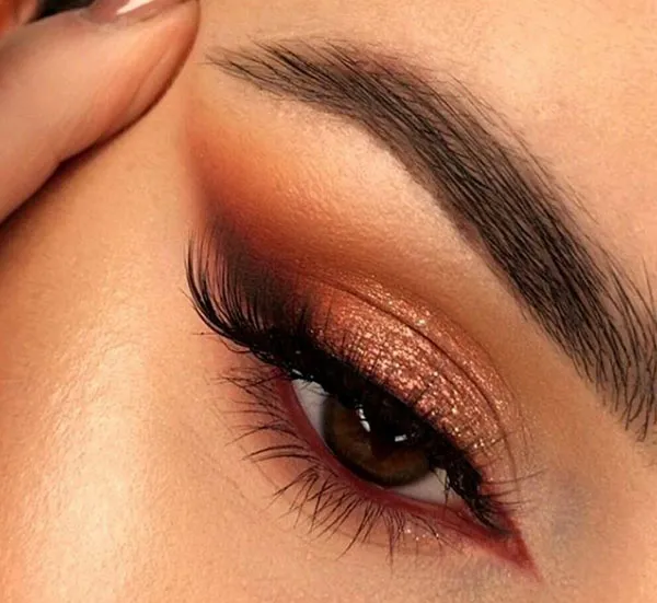 Eye makeup photo 8