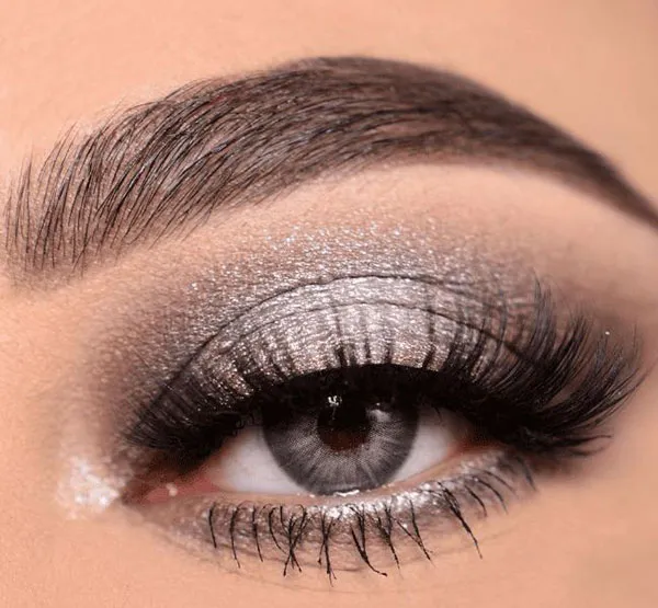 Eye shadows are trending 13