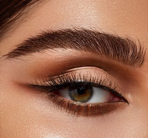 Eye shadows are trending 22
