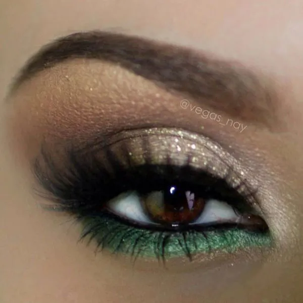 Eye shadows are trending 23