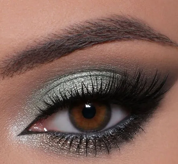 Eye shadows are trending 24