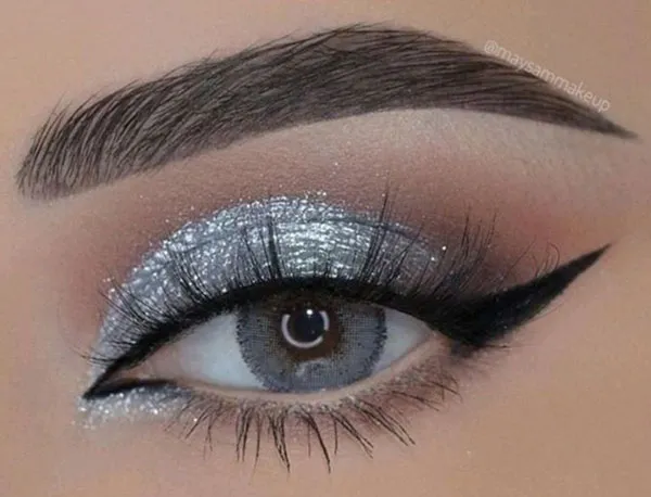 Eye shadows are trending 27