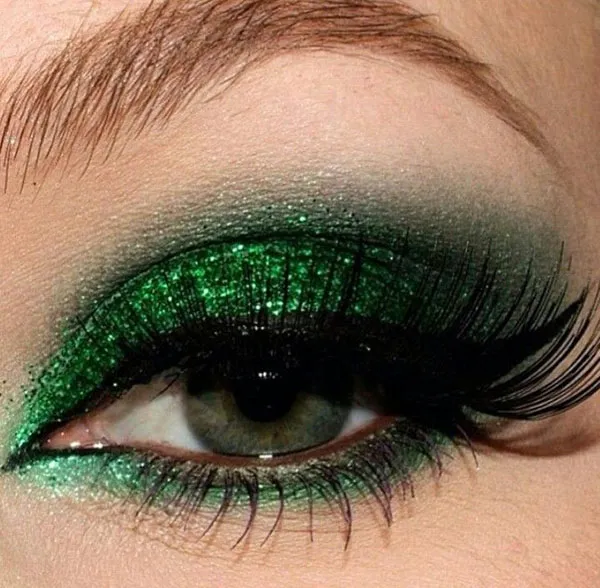 Eye shadows are trending 3