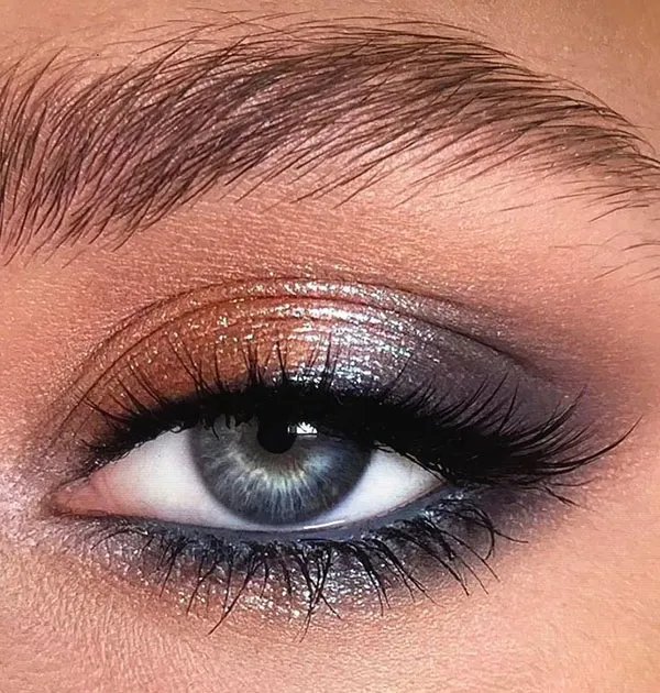 Eye shadows are trending 7
