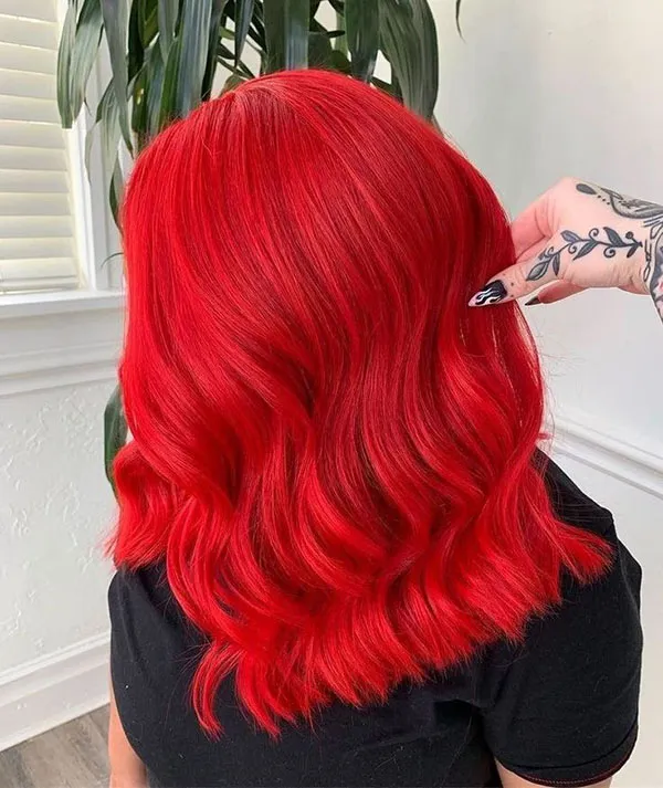32 رنگ مو قرمز فانتزی؛ برای دخترایی که میخوان متفاوت بدرخشن 😍 15 Fantasy red hair color 13