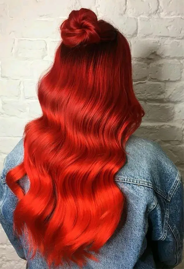 32 رنگ مو قرمز فانتزی؛ برای دخترایی که میخوان متفاوت بدرخشن 😍 29 Fantasy red hair color 25