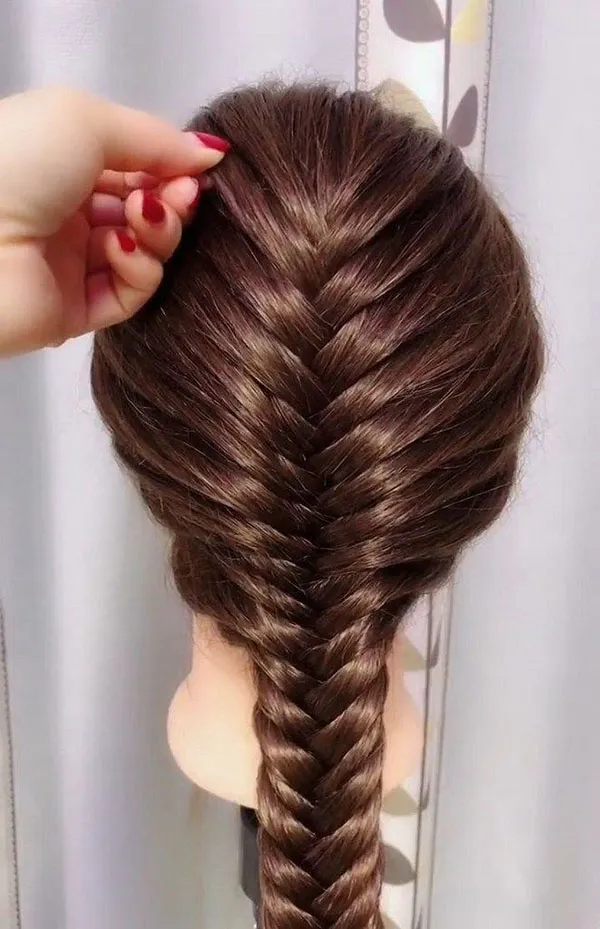 Fishtail braid hair tutorial 19