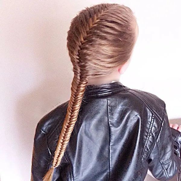 Fishtail braid hair tutorial 24