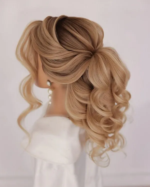 Girls ponytail chignon model 26