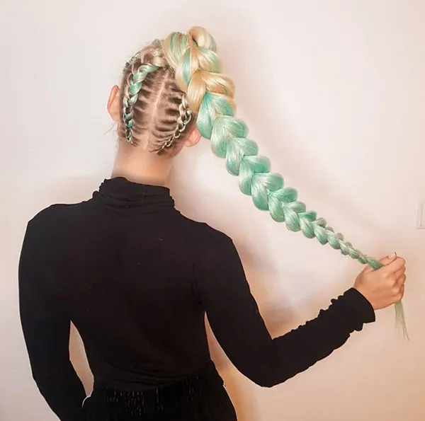 Hair Extension Weave 1