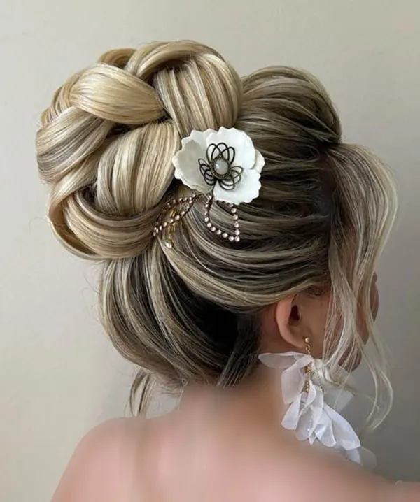 Hairstyles for girls halls 12
