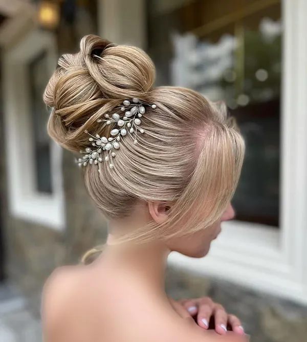 Hairstyles for girls halls 15