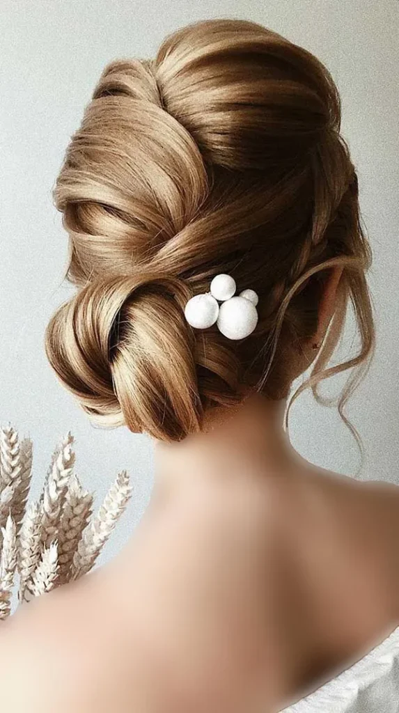Hairstyles for girls halls 17