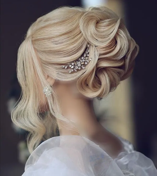 Hairstyles for girls halls 4