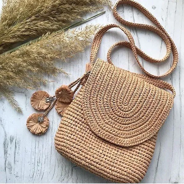 How to weave a raffia bag 13
