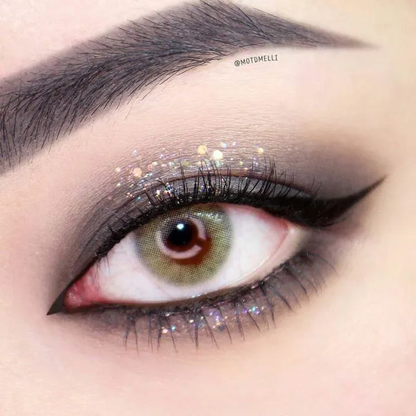 Korean eyebrow model 6