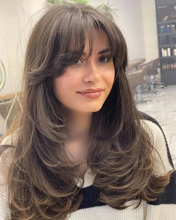 Layered hairstyle 23