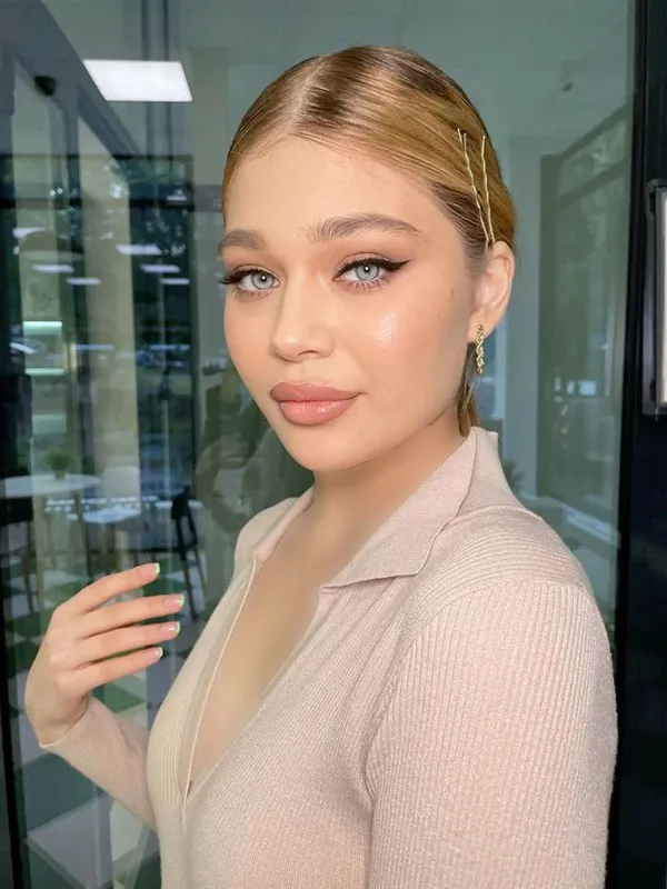 Luxury European Light Makeup 2