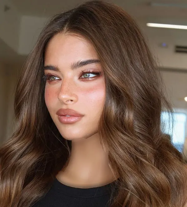 Luxury European Light Makeup 24