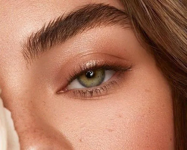Natural girls eyebrows 2