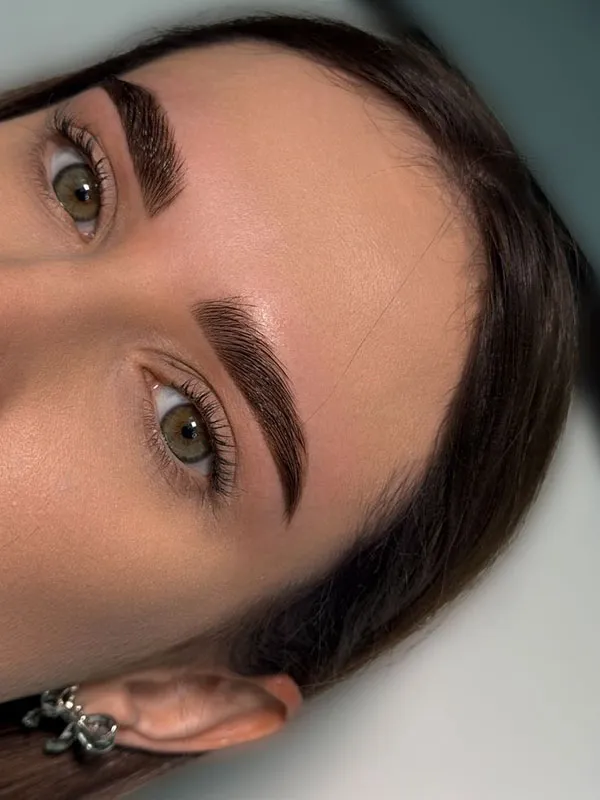 New eyebrow model 10