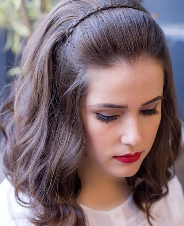 جدیدترین مدل شینیون مو مشکی باز 1404؛ انتخاب دخترونه برای مهمونیها! 20 Open black hair bun 16