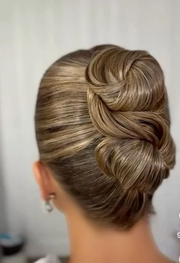 Russian chignon 12